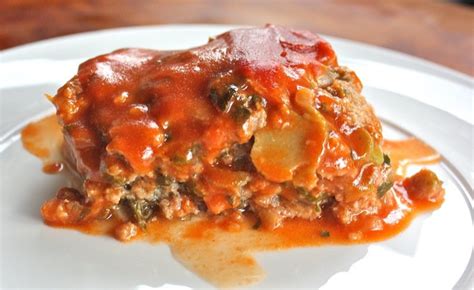 moms-meatloaf-traditional-canadian-food image