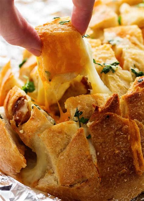 three-cheese-garlic-pull-apart-bread-the-recipe-critic image