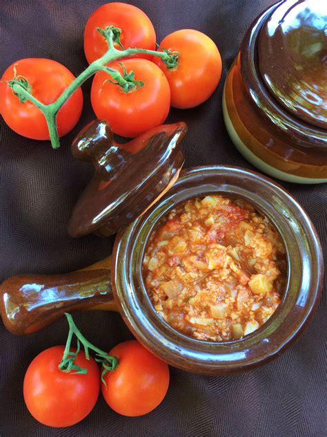beefy-tomato-pasta-soup-recipe-glorious-soup image