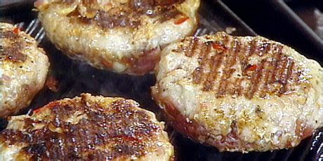 best-tuna-burgers-with-ginger-and-soy-recipes-food image