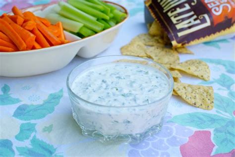 cilantro-chive-yogurt-dip-eating-made-easy image