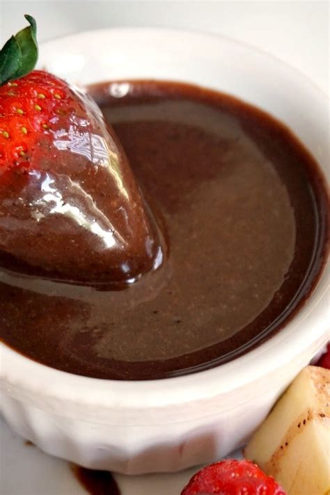 how-to-make-chocolate-dipping-sauce-my-gorgeous image