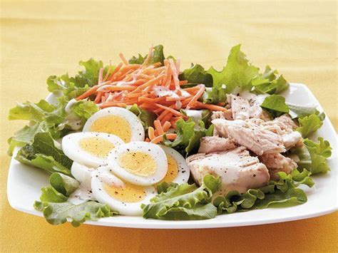 tuna-chefs-salad-recipe-lifemadedeliciousca image