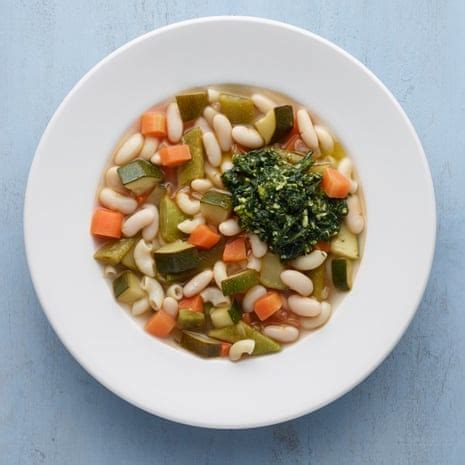 how-to-cook-the-perfect-soupe-au-pistou image