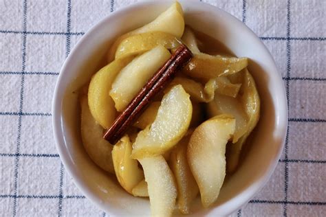 spiced-poached-stewed-pears-compote image