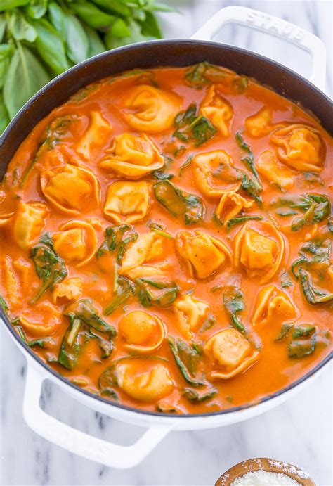 tomato-tortellini-soup-baker-by-nature image