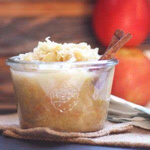 apple-spice-sauerkraut-fermented-food-lab image