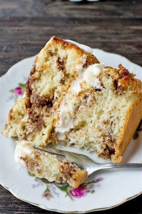 cream-filled-coffee-cake-the-best-cake image