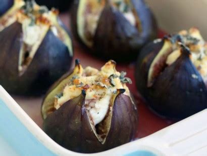baked-figs-with-goat-cheese-tasty-kitchen image