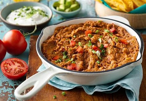 easy-taco-bean-dip-mexican-recipes-old-el-paso image