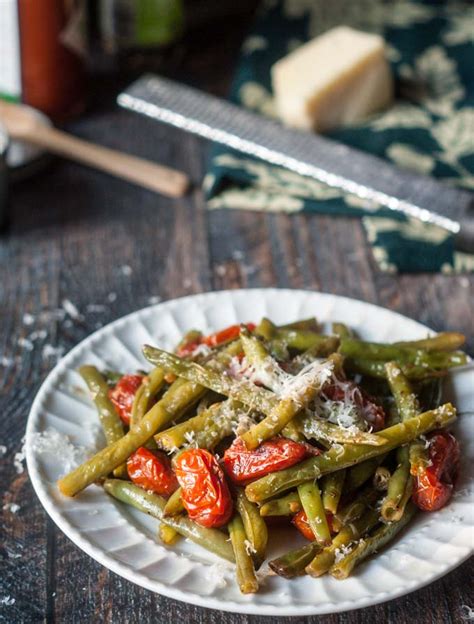 italian-green-beans-with-tomatoes-easy-low-calorie image