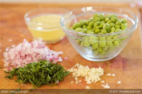 skillet-peas-with-red-onion-and-mint image