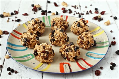 5-minute-granola-bites-family-food-on-the-table image
