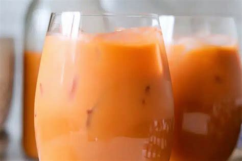 16-great-carrot-juice-cocktails-that-take-it-to-the-bank image