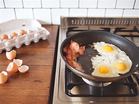 20-delicious-low-carb-breakfast-recipes-healthline image