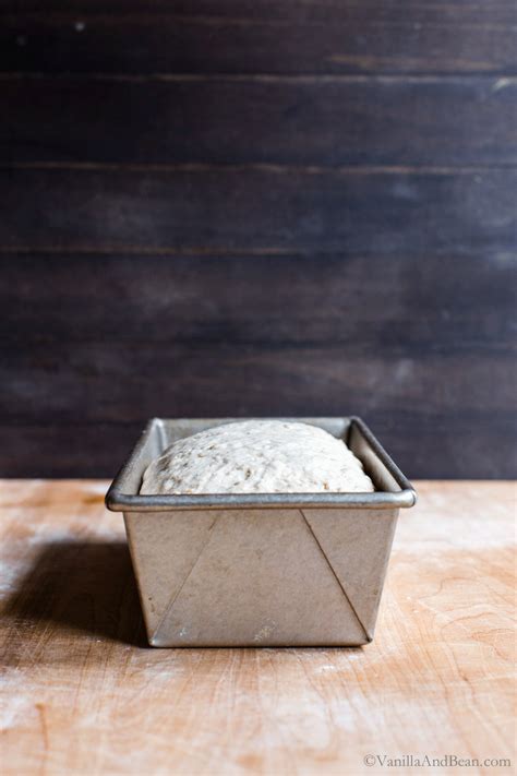 maple-oat-sourdough-sandwich-bread-vanilla-and-bean image