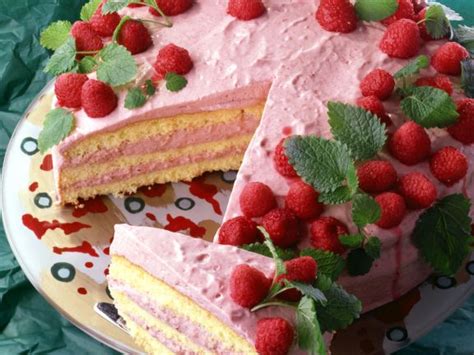 raspberry-cream-layer-cake-recipe-eat-smarter-usa image