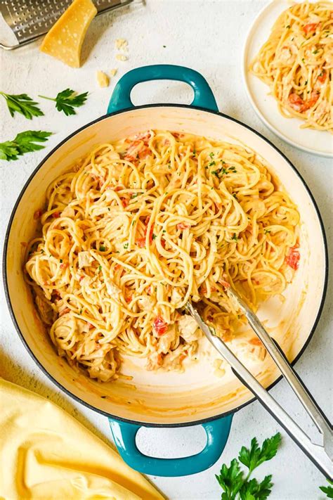 chicken-spaghetti-with-rotel-and-velveeta-get-on-my image