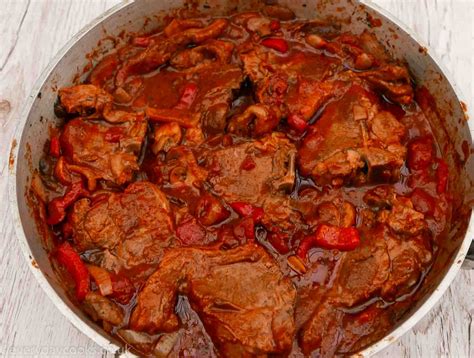 lamb-chops-in-tomato-sauce-everyday-cooks image