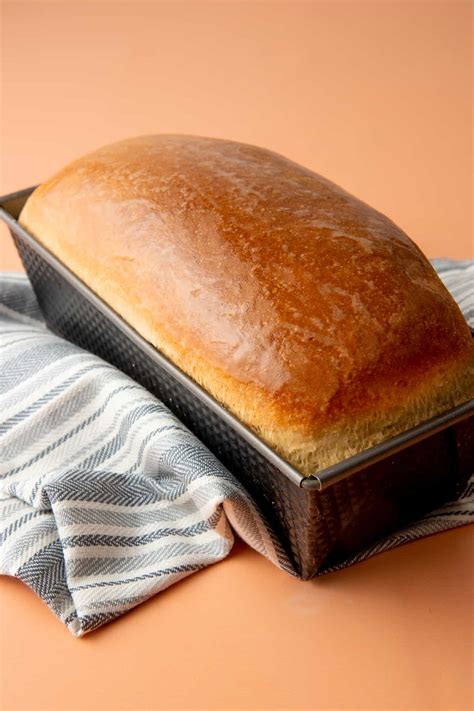 easy-homemade-sandwich-bread-recipe-and-tutorial image
