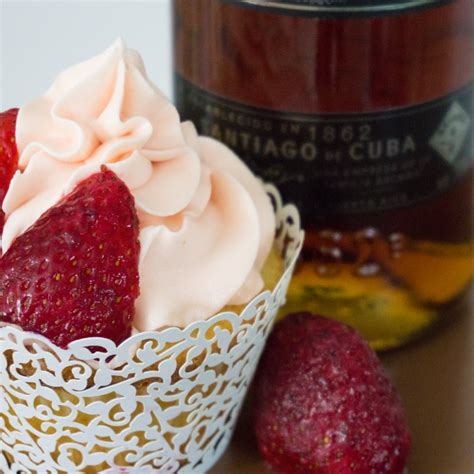 strawberry-daiquiri-cupcakes-cocktail-to-cupcake image