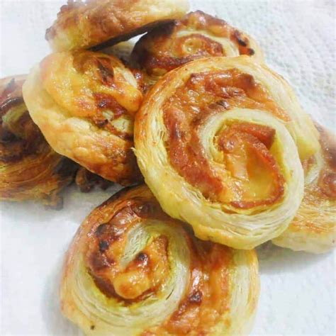 quick-and-easy-ham-and-cheese-pinwheels-just-plain image