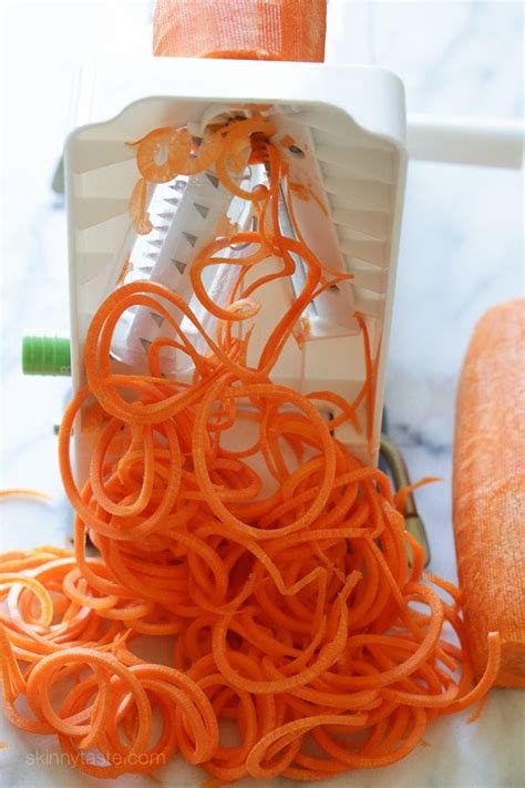 spiralized-carrot-salad-with-lemon-and-dijon-skinnytaste image