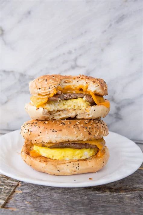 make-ahead-sausage-egg-breakfast-bagels-the image