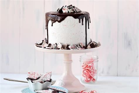 peppermint-bark-layer-cake-recipe-food-fanatic image