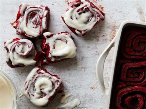 red-velvet-cake-mix-cinnamon-rolls-recipe-food image