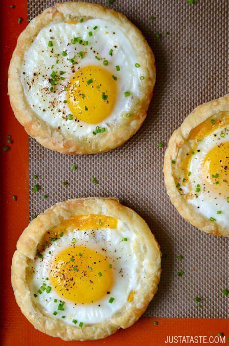 20-easy-baked-eggs-recipes-how-to-bake-eggs image