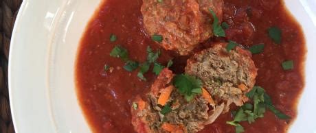 lebanese-spiced-meatballs-in-tomato-sauce image