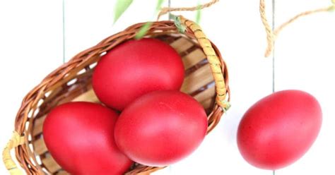 red-colored-eggs-how-to-dye-red-easter-eggs-and image