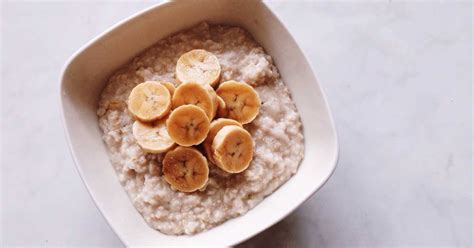 are-oats-and-oatmeal-gluten-free-healthline image