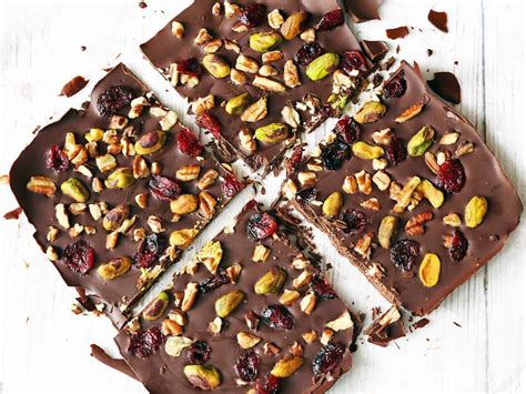 homemade-dark-chocolate-bark-healthy-recipes-blog image