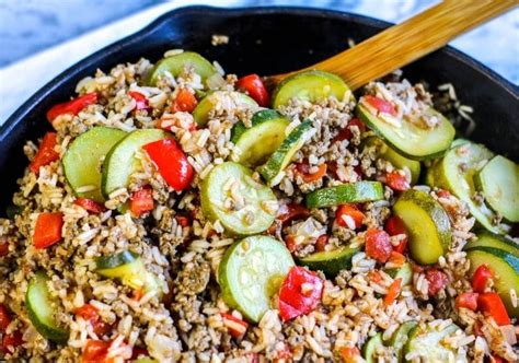 ground-beef-and-zucchini-skillet-dinner-bake-me-some image