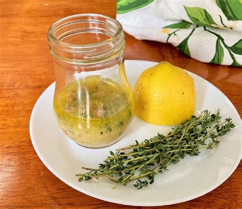 vinaigrette-recipe-lemon-thyme-the-leaf-nutrisystem image