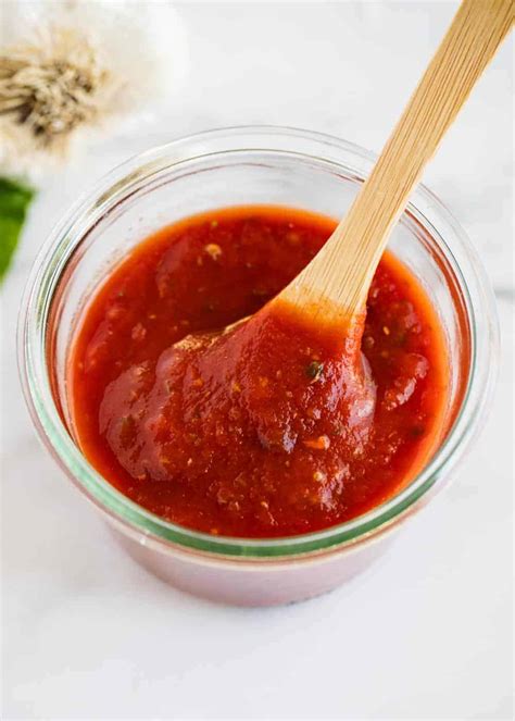easy-homemade-pizza-sauce-5-ingredients-i-heart image