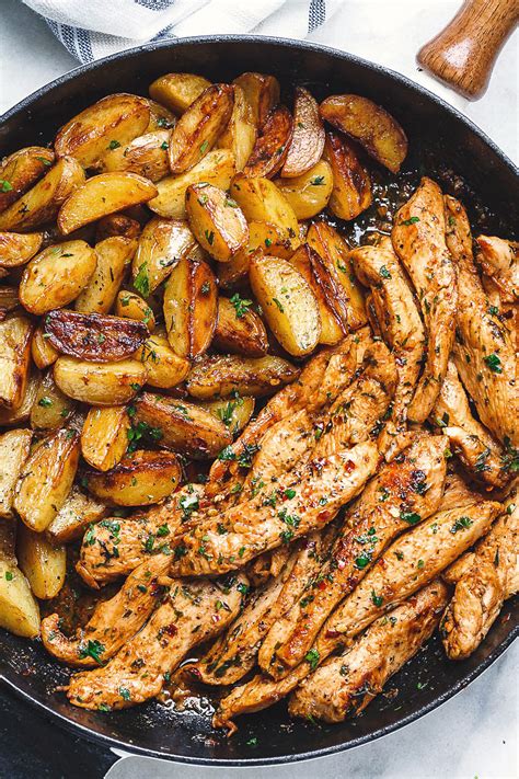 garlic-butter-chicken-and-potatoes-skillet-eatwell101com image