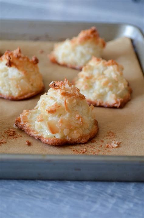 coconut-macaroons-passover-recipe-in-jennies image