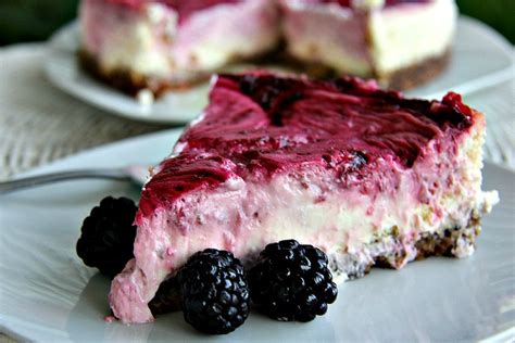 keto-blackberry-lime-cheesecake image