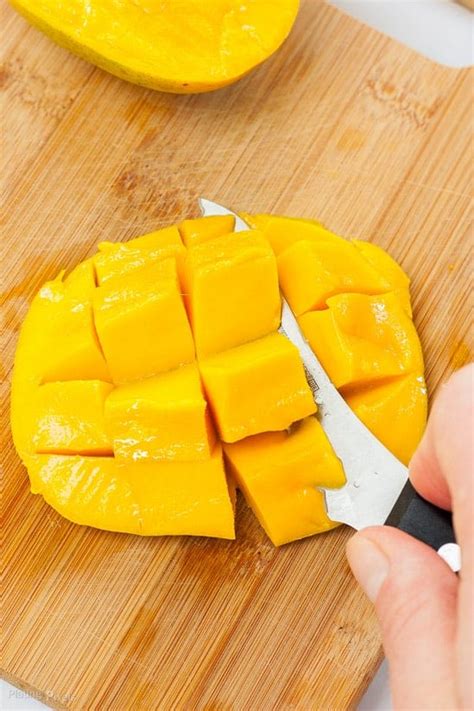 mango-lime-dipping-sauce-plating-pixels image
