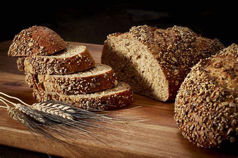 the-health-benefits-of-whole-grain-bread image