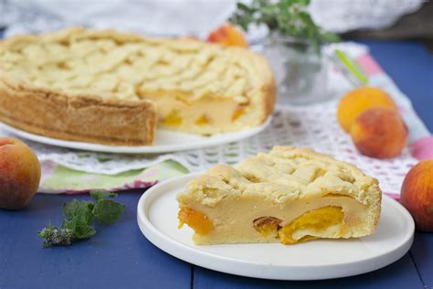 peaches-and-cream-pie-bishops-orchards image