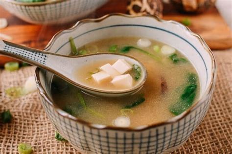 japanese-superfood-miso-soup-the-woks-of-life image