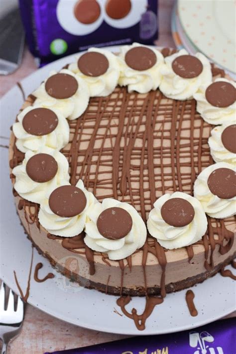 cadburys-chocolate-cheesecake-janes-patisserie image