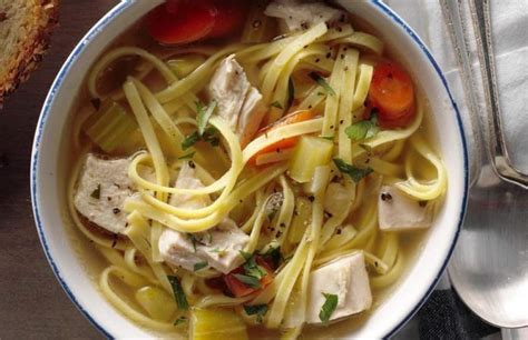 chicken-broth-substitute-easy-replacement-ideas-for image