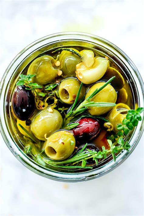 the-best-easy-marinated-olives image
