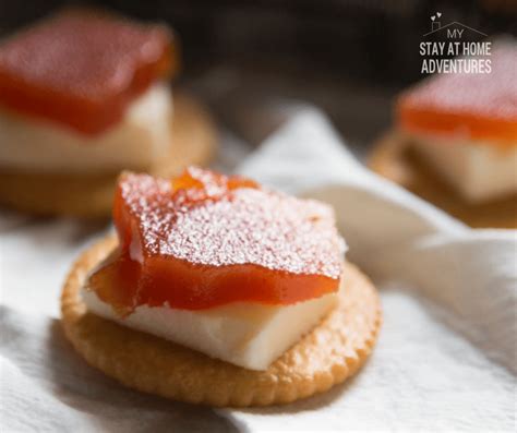 how-to-make-guava-paste-with-cheese-over-crackers image