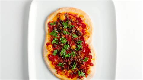 what-to-do-with-pizza-dough-besides-make-pizza-bon image